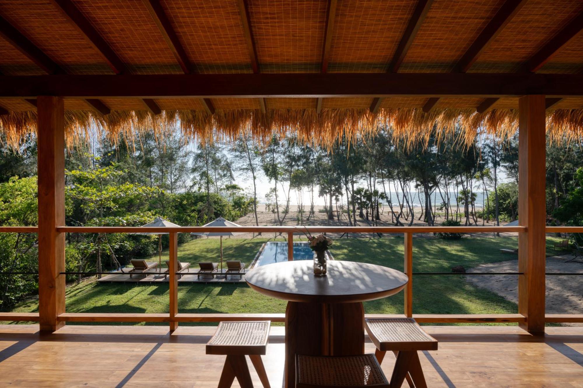 Niketh Villa Komari Arugambay Экстерьер фото