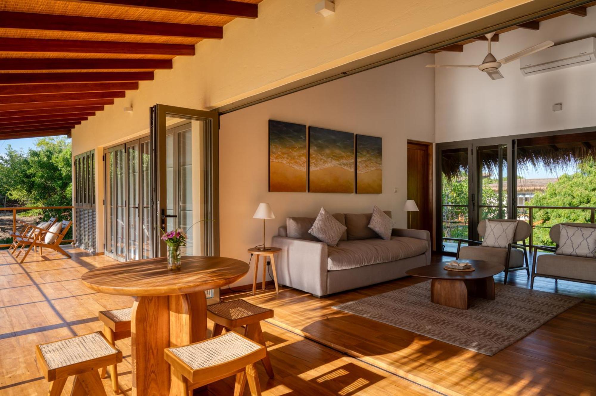 Niketh Villa Komari Arugambay Экстерьер фото
