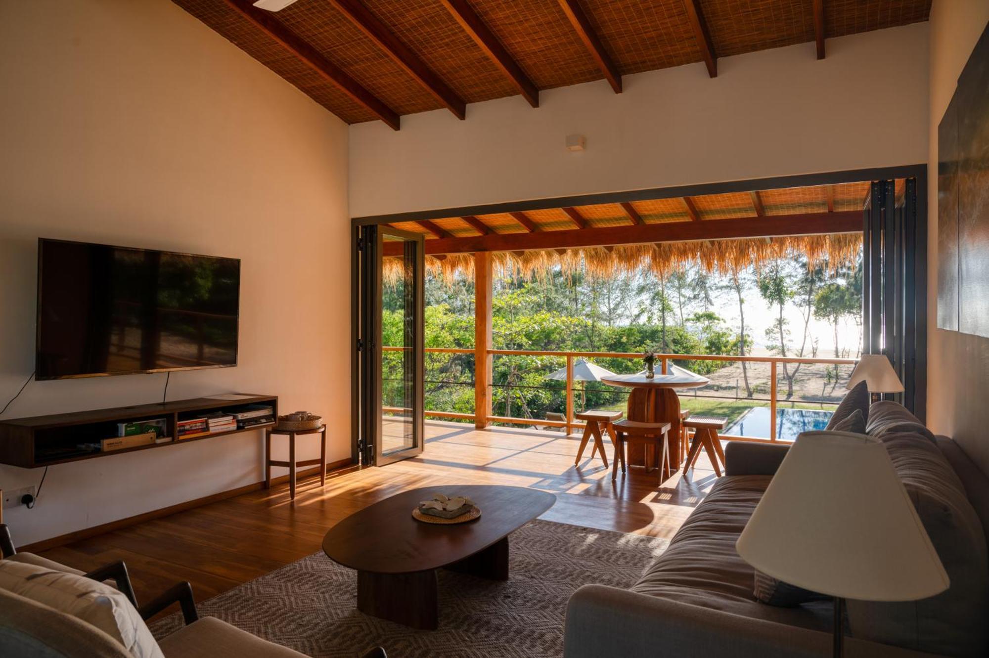 Niketh Villa Komari Arugambay Экстерьер фото